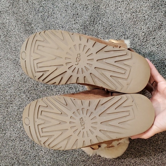 Ugg Australia Women 1873 Tall 3 button Leather Sheepskin Boots shoes sz 7 - Picture 8 of 13